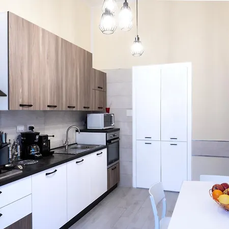 Domus - Parcheggio Privato
