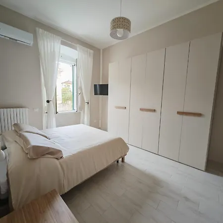 Domus - Parcheggio Privato Apartment Salerno